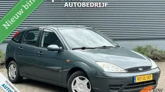Groen Gebruikt 2002 Ford Focus Hatchback | € 1.750 (Eerlijke prijs)