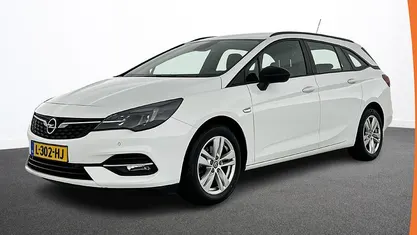 Wit Gebruikt 2021 Opel Astra Edition Stationwagen | € 13.690 (Eerlijke prijs)