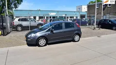 Grijs, metallic lak Gebruikt 2015 Fiat Punto Evo Pop Hatchback | € 5.950 (Eerlijke prijs)