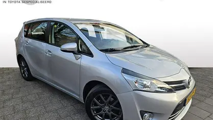 Occasion Toyota Verso 147 PK (108 kW) 2016 Grijs (metallic) MPV