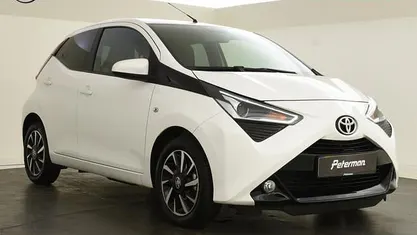 Wit Gebruikt 2022 Toyota Aygo X-cite Hatchback | € 15.499 (Goede deal)