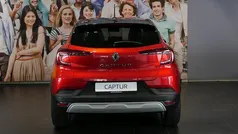 Gebruikt 2022 Renault Captur Evolution SUV | € 18.995 (Eerlijke prijs)