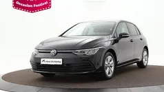 Gebruikt 2023 VW Golf VIII Life Hatchback | € 22.740 (Goede deal)