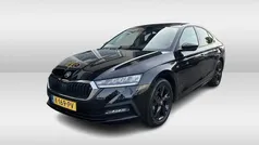 Zwart Gebruikt 2021 Skoda Octavia Business Line Hatchback | € 20.950 (Eerlijke prijs)