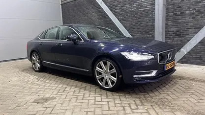 Blauw Gebruikt 2016 Volvo S90 Inscription Sedan | € 19.900 (Goede deal)