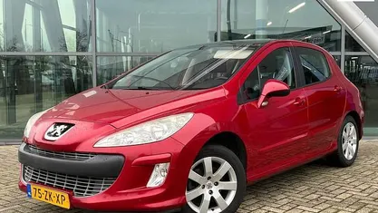 Rood Gebruikt 2008 Peugeot 308 S Hatchback | € 2.449 (Eerlijke prijs)