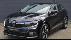 Zwart Gebruikt 2024 Renault Mégane Evolution Hatchback | € 32.640 (Eerlijke prijs)
