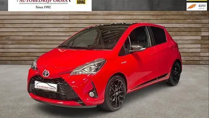 Occasion Toyota Yaris Sport 73 PK (53 kW) 2019 Rood Hatchback