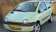 Gebruikt 2005 Renault Twingo Expression Hatchback | € 1.195 (Eerlijke prijs)
