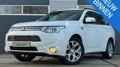 Gebruikt 2014 Mitsubishi Outlander P-HEV Edition SUV | € 14.950 (Eerlijke prijs)