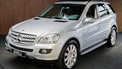 Grijs (metallic) Occasion 2006 Mercedes 350 SUV | € 14.750 (Eerlijke prijs)