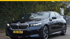 Gebruikt 2024 BMW 520 Comfort Edition Sedan | € 59.950 (Goede deal)