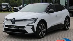 Wit Gebruikt 2023 Renault Mégane Iconic Hatchback | € 27.750 (Eerlijke prijs)