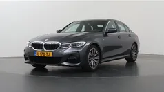 Gebruikt 2021 BMW 320 M Sport Sedan | € 34.330 (Eerlijke prijs)