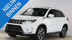 Gebruikt 2024 Suzuki Vitara Style SUV | € 27.950 (Eerlijke prijs)
