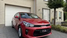 Rood Gebruikt 2019 Kia Rio Hatchback | € 12.950 (Eerlijke prijs)