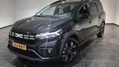 Gebruikt 2025 Dacia Jogger Extreme MPV | € 29.900 (Eerlijke prijs)