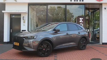 Grijs Gebruikt 2023 DS Automobiles DS7 Crossback Performance SUV | € 31.950 (Eerlijke prijs)