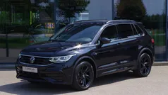 Zwart Gebruikt 2022 VW Tiguan R-line SUV | € 35.750 (Eerlijke prijs)