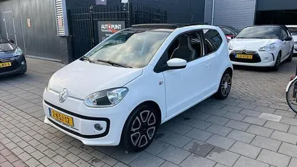 Gebruikt 2013 VW up! high up! Hatchback | € 2.499 (Goede deal)