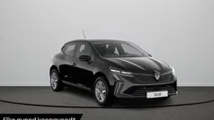 Gebruikt 2025 Renault Clio V Evolution Hatchback | € 26.565 (Eerlijke prijs)
