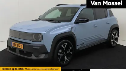 Blauw Occasion 2025 Renault R4 Komfort SUV | € 34.940 (Eerlijke prijs)