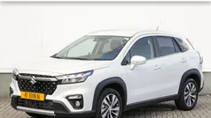 Wit Gebruikt 2023 Suzuki SX4 S-Cross Style SUV | € 29.785 (Eerlijke prijs)