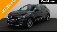 Zwart Gebruikt 2022 VW T-Roc Sportline SUV | € 27.900 (Eerlijke prijs)