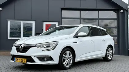 Occasion Renault Mégane GrandTour Zen 110 PK (80 kW) 2018 Wit Stationwagen