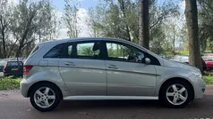 Grijs Gebruikt 2006 Mercedes B170 MPV | € 2.099 (Eerlijke prijs)