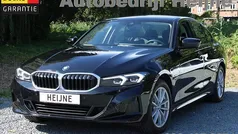 Zwart Gebruikt 2023 BMW 320 Sport Line Sedan | € 31.445 (Goede deal)