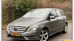 Grijs Gebruikt 2013 Mercedes B180 Ambition MPV | € 9.490 (Eerlijke prijs)
