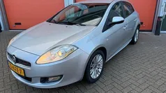 Grijs (metallic) Gebruikt 2009 Fiat Bravo Hatchback | € 2.950 (Goede deal)