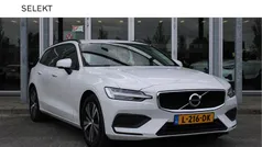 Gebruikt 2021 Volvo V60 Momentum Stationwagen | € 24.600 (Super prijs)