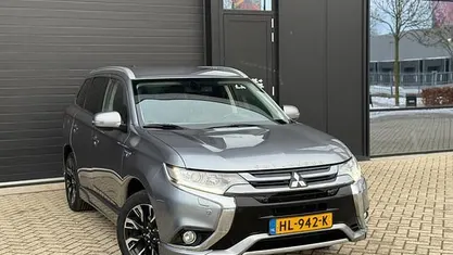 Occasion 2015 Mitsubishi Outlander Edition SUV | € 10.295 (Eerlijke prijs)