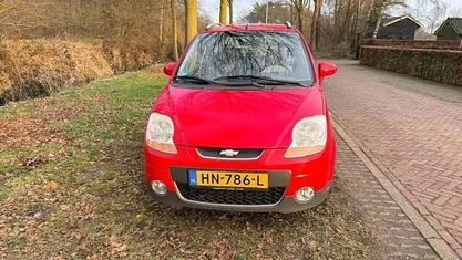 Rood Occasion 2009 Chevrolet Matiz Hatchback | € 999 (Eerlijke prijs)