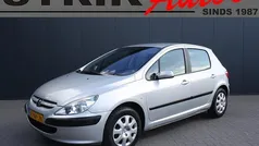Gebruikt 2004 Peugeot 307 Hatchback | € 989 (Eerlijke prijs)