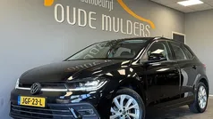 Zwart Gebruikt 2022 VW Polo R-line Hatchback | € 19.950 (Eerlijke prijs)