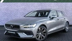 Gebruikt 2022 Volvo V60 Plus Stationwagen | € 40.894 (Eerlijke prijs)