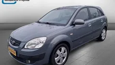 Gebruikt 2007 Kia Rio Hatchback | € 2.250 (Eerlijke prijs)