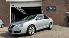Grijs Gebruikt 2009 VW Jetta Trendline Sedan | € 4.799 (Eerlijke prijs)