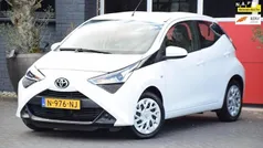 Gebruikt 2022 Toyota Aygo X-play Hatchback | € 10.950 (Goede deal)