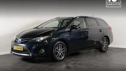 Occasion 2015 Toyota Auris Touring Sports Stationwagen | € 12.900 (Eerlijke prijs)