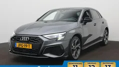 Gebruikt 2022 Audi A3 Sportback e-tron Design Hatchback | € 29.900 (Eerlijke prijs)