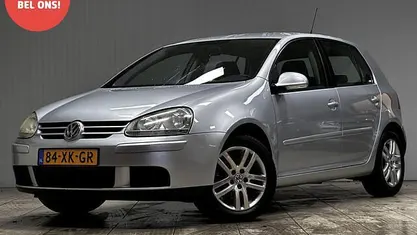 Grijs (metallic) Occasion 2007 VW Golf V Trendline Hatchback | € 2.850 (Eerlijke prijs)