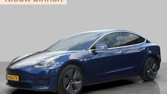 Blauw Gebruikt 2020 Tesla Model 3 Standard Range Sedan | € 19.295 (Goede deal)