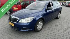 Blauw Gebruikt 2011 Skoda Octavia Stationwagen | € 3.950 (Super prijs)