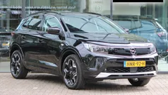 Zwart Gebruikt 2024 Opel Grandland X Ultimate SUV | € 33.987 (Eerlijke prijs)