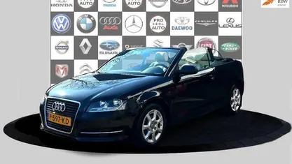 Zwart Occasion 2012 Audi A3 Cabriolet Attraction Cabriolet | € 8.940 (Eerlijke prijs)
