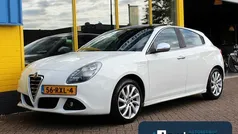 Gebruikt 2011 Alfa Romeo Giulietta Distinctive Hatchback | € 7.750 (Eerlijke prijs)